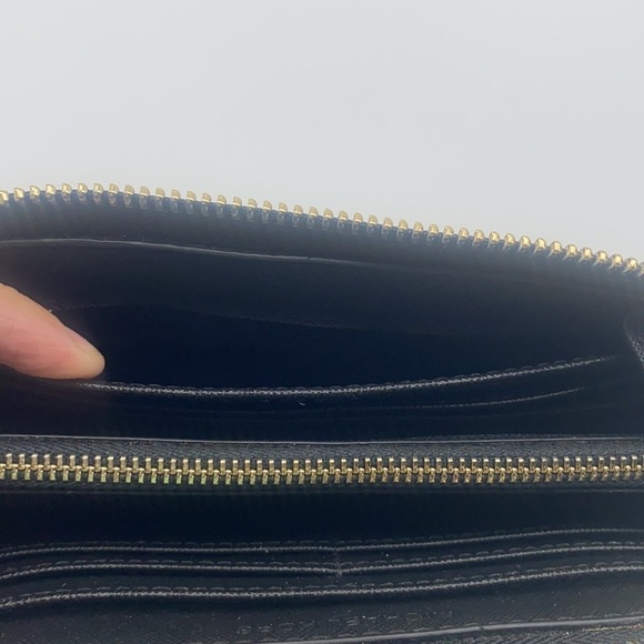 Michael Kors - Pebbled Black Leather Large Zip Around Wallet With Gold Accents - Picture 9 of 12